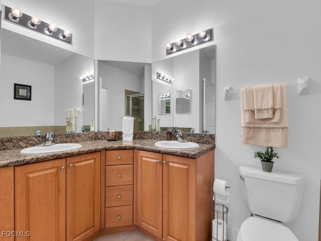 1812 Concordia Lake Circle #1905 Cape Coral FL 33909 2025018319 image14