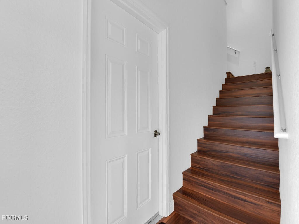 1812 Concordia Lake Circle #1905 Cape Coral FL 33909 2025018319 image22