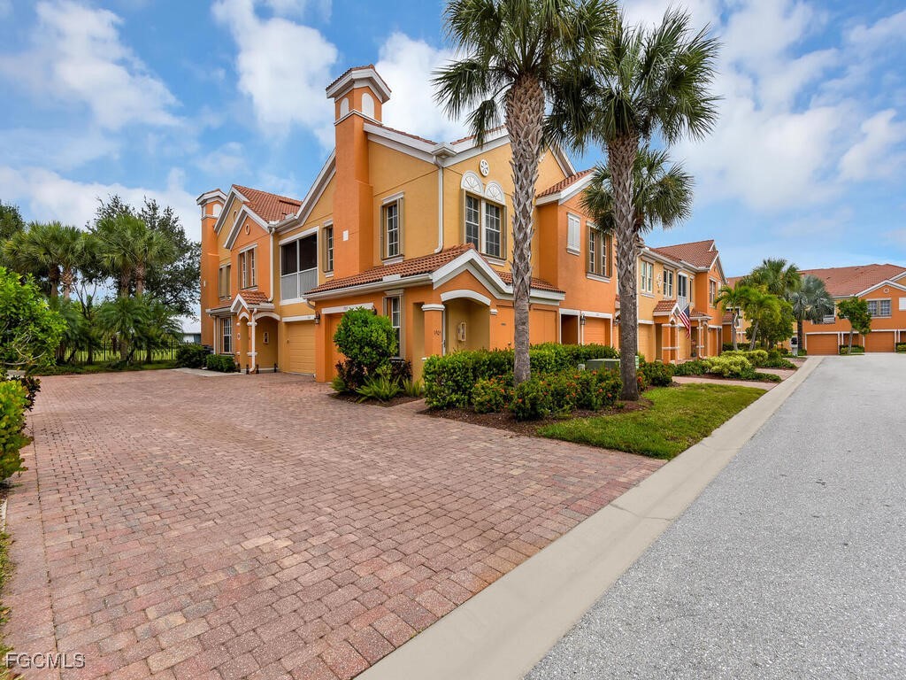 1812 Concordia Lake Circle #1905 Cape Coral FL 33909 2025018319 image23