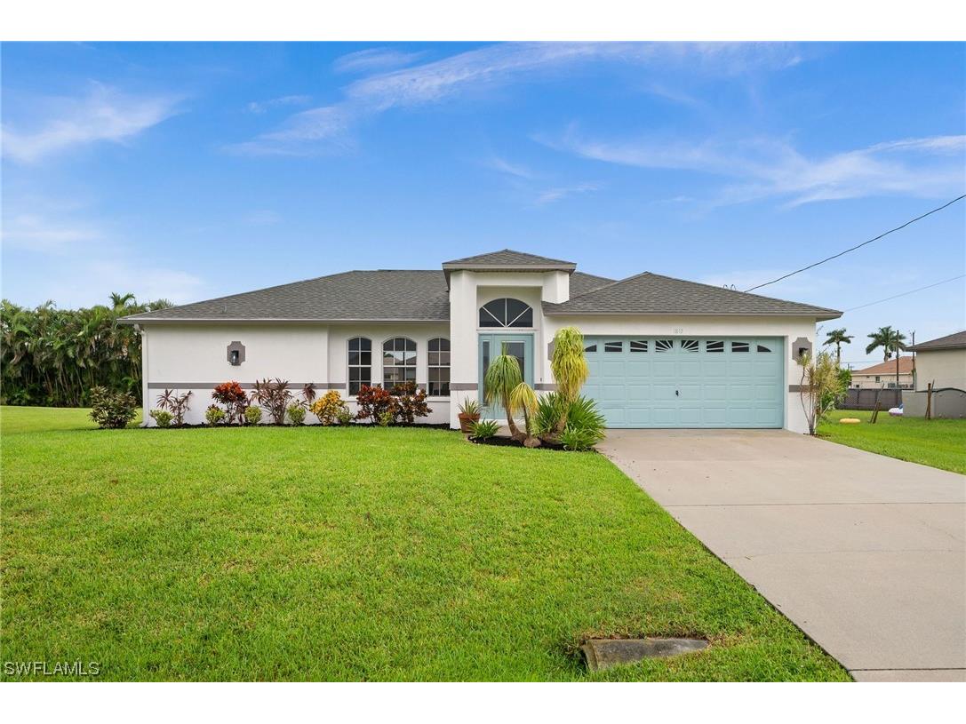 1812 SW 12th Lane Cape Coral FL 33991 223068955 image1