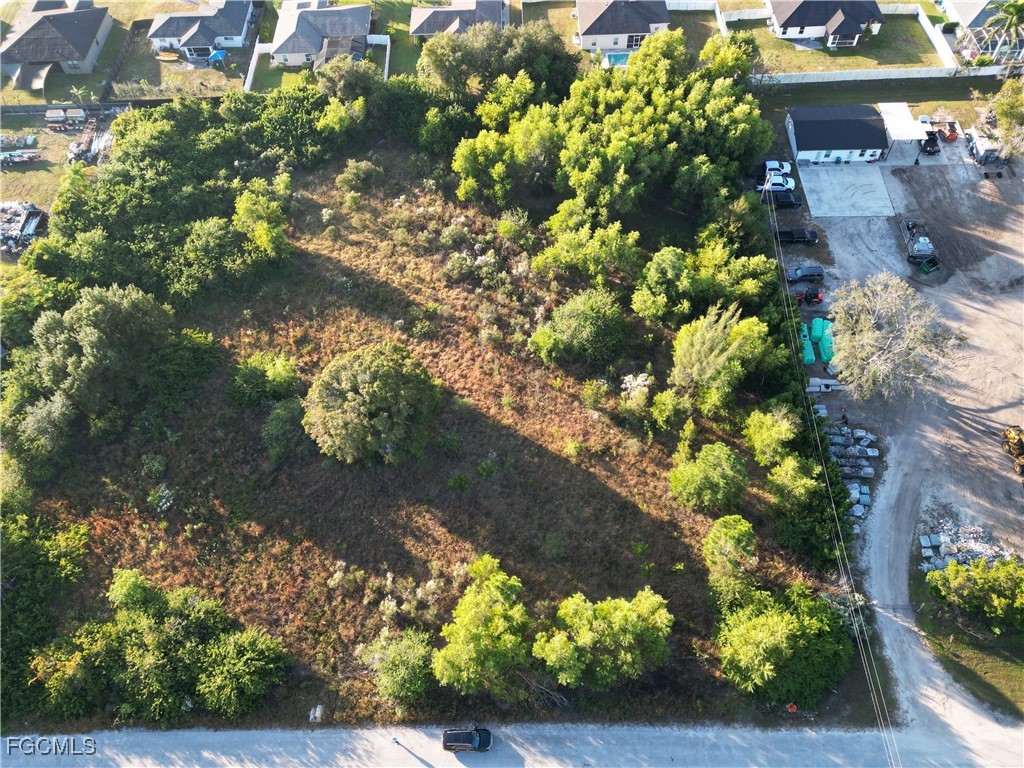 1812 Wade Drive Cape Coral FL 33991 2025021283 image2