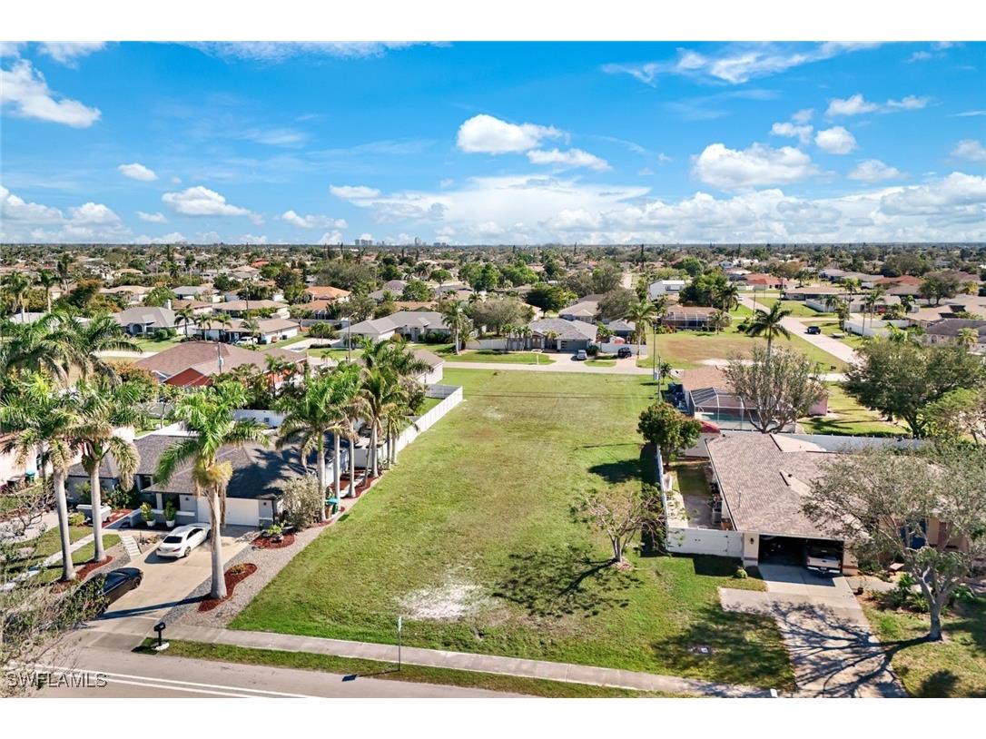 1813 Academy Boulevard Cape Coral FL 33990 226002005 image3