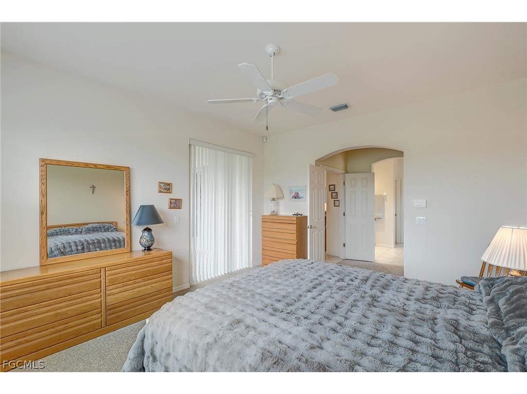 1813 Emerald Cove Drive Cape Coral FL 33991 2026013216 image19