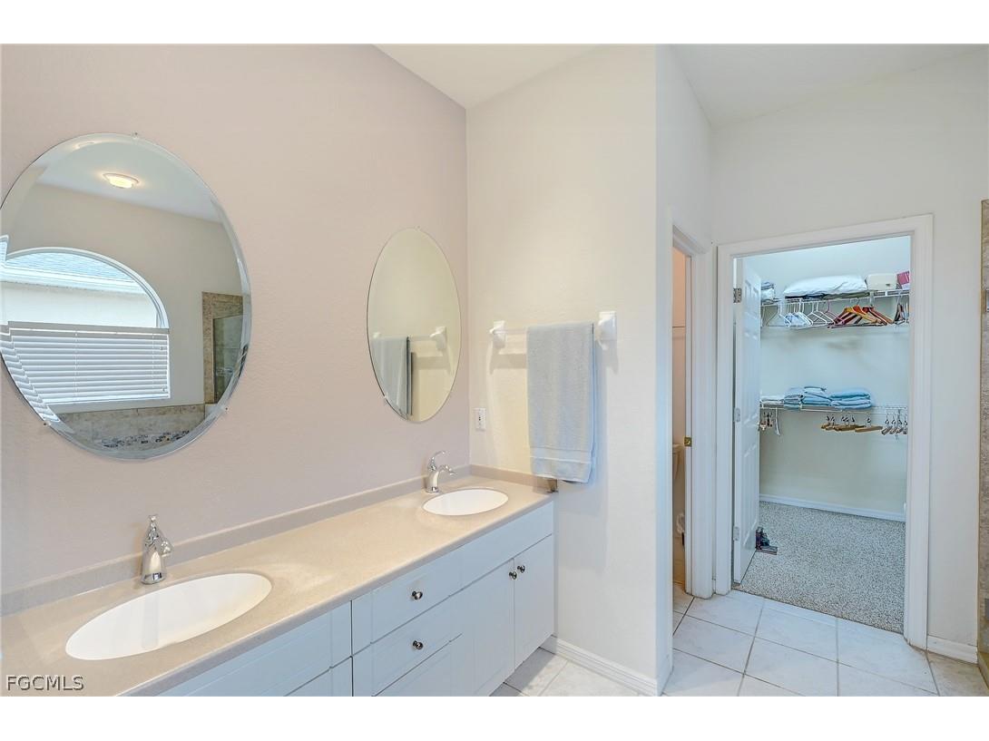 1813 Emerald Cove Drive Cape Coral FL 33991 2026013216 image23