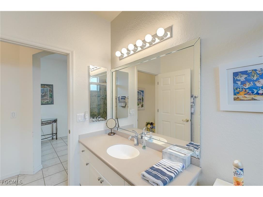 1813 Emerald Cove Drive Cape Coral FL 33991 2026013216 image28