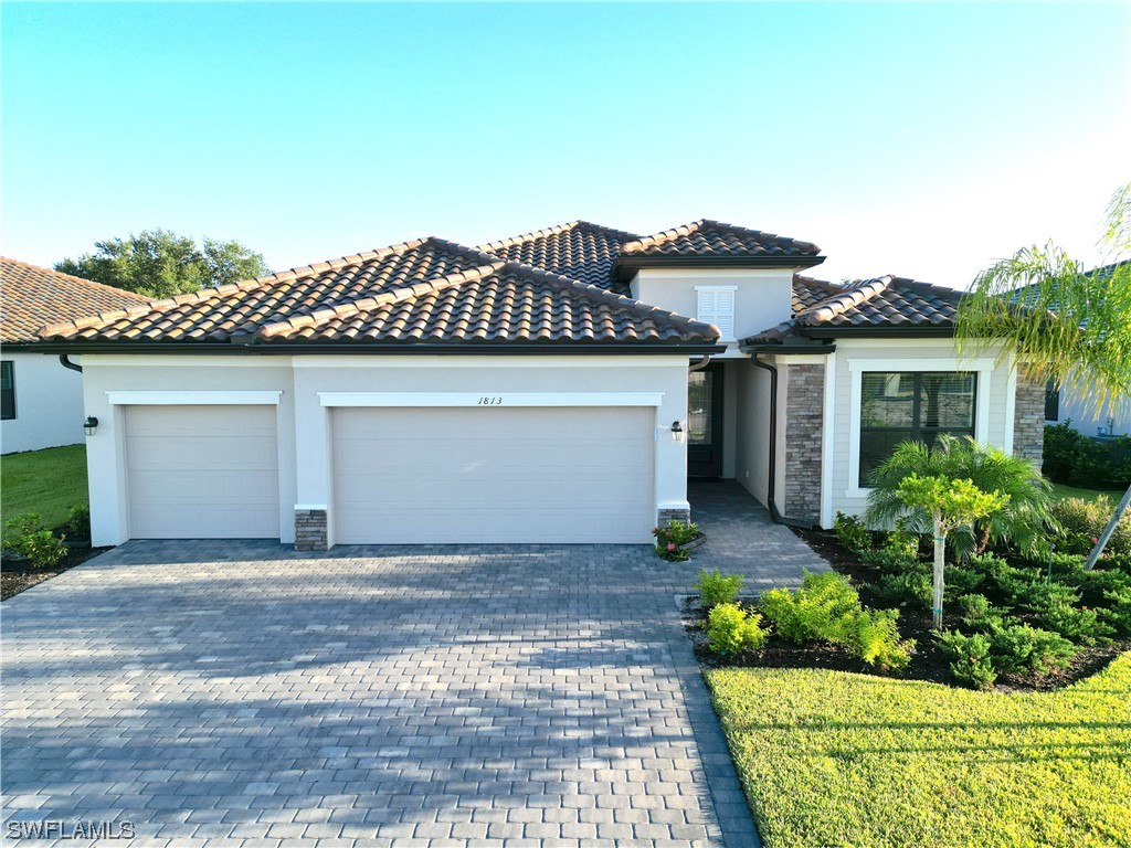 1813 Lema Court Naples FL 34120 223040216 image1