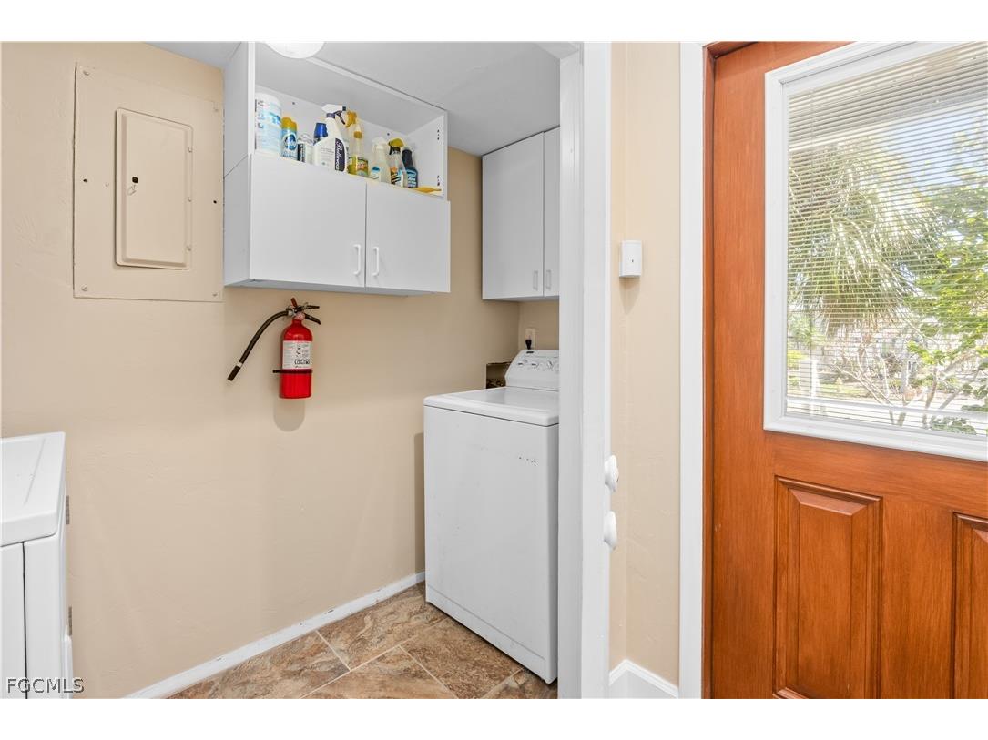 1813 Long Point Lane Sanibel FL 33957 2026012421 image4