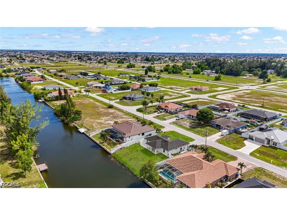 1813 NE 1st Avenue Cape Coral FL 33909 2026026256 image22