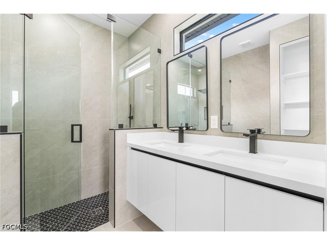 1813 NE 1st Avenue Cape Coral FL 33909 2026026256 image9