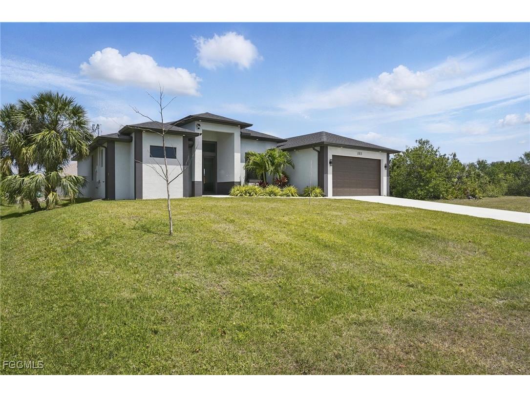 1813 NE 21st Street Cape Coral FL 33909 2025025927 image2
