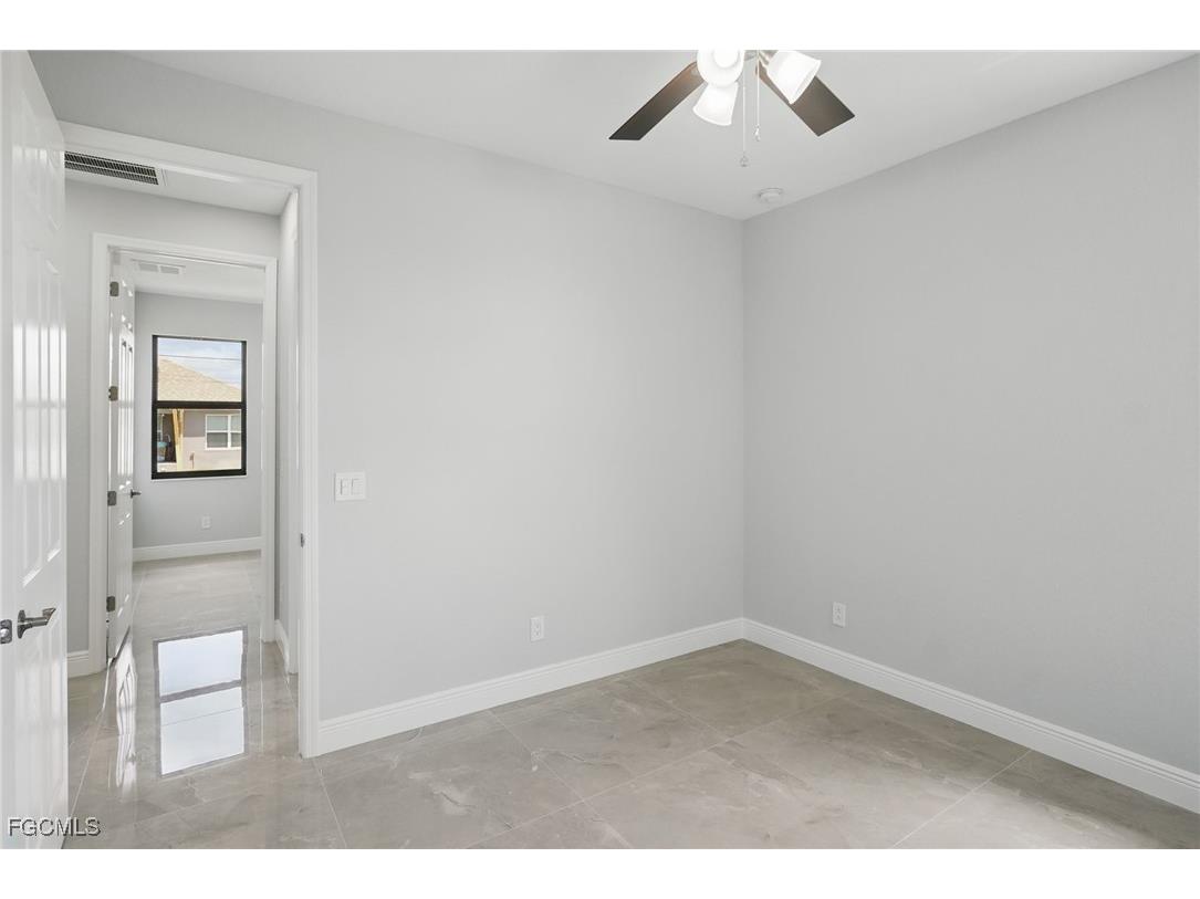 1813 NE 21st Street Cape Coral FL 33909 2025025927 image25