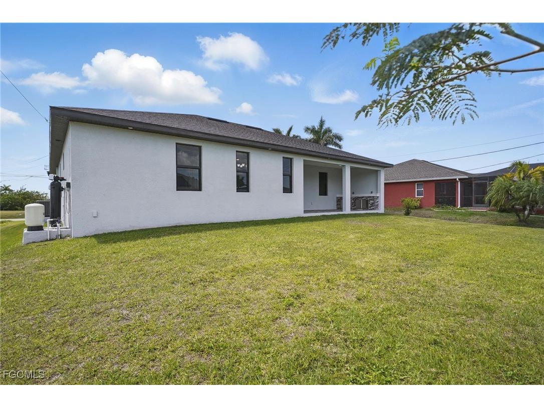 1813 NE 21st Street Cape Coral FL 33909 2025025927 image40