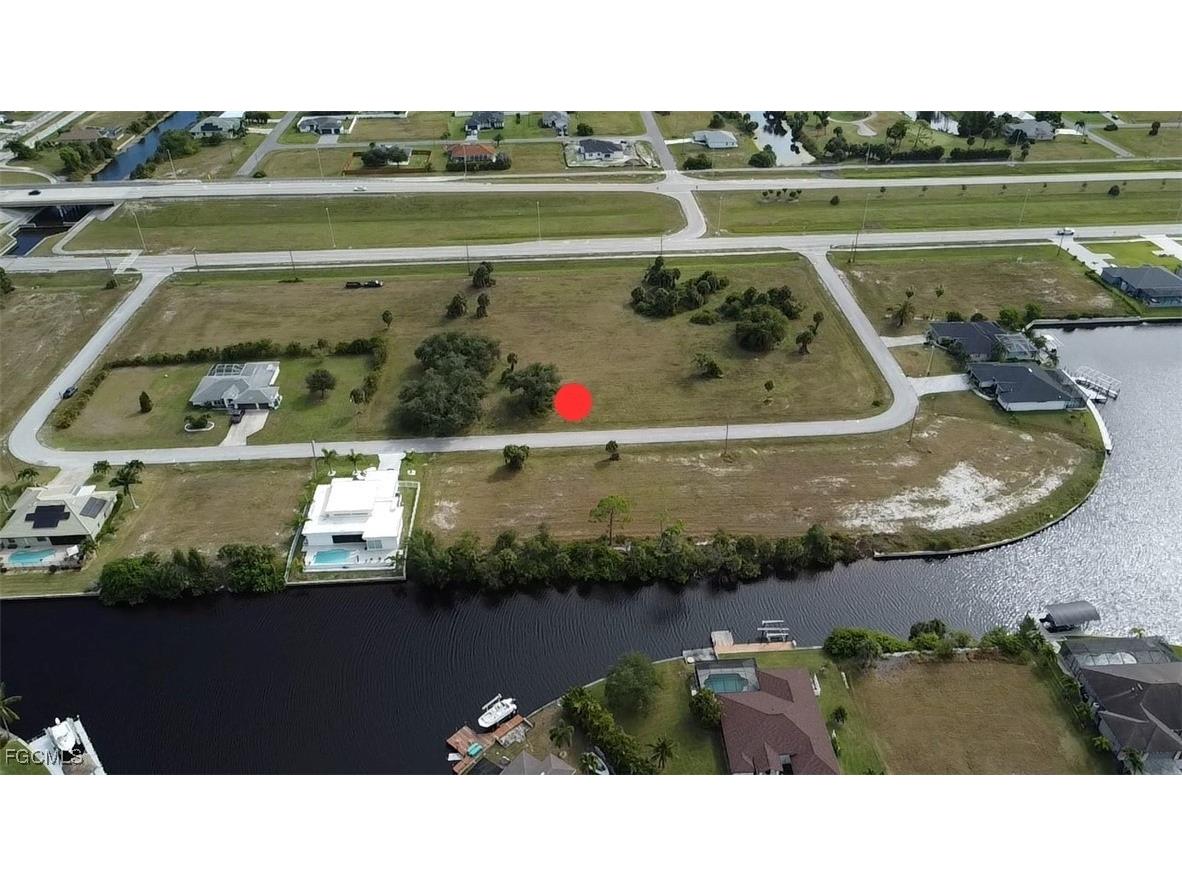 1813 NW 32nd Place Cape Coral FL 33993 2025015795 image1