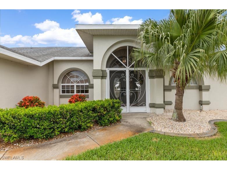 1813 SE 10th Avenue Cape Coral FL 33990 223049769 image1