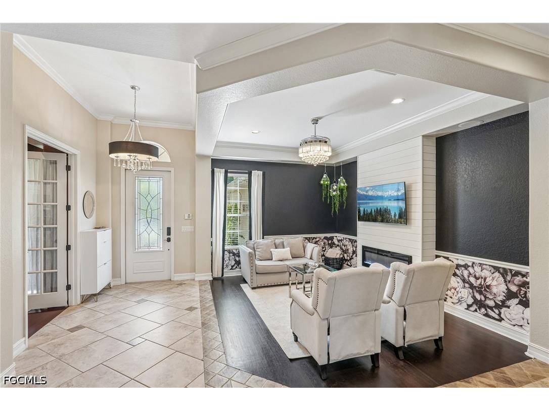 1814 Cayon Court Cape Coral FL 33991 2026022240 image4
