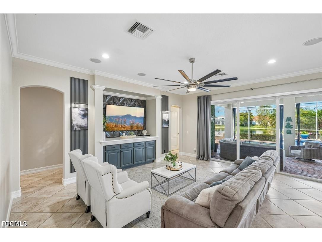 1814 Cayon Court Cape Coral FL 33991 2026022240 image5