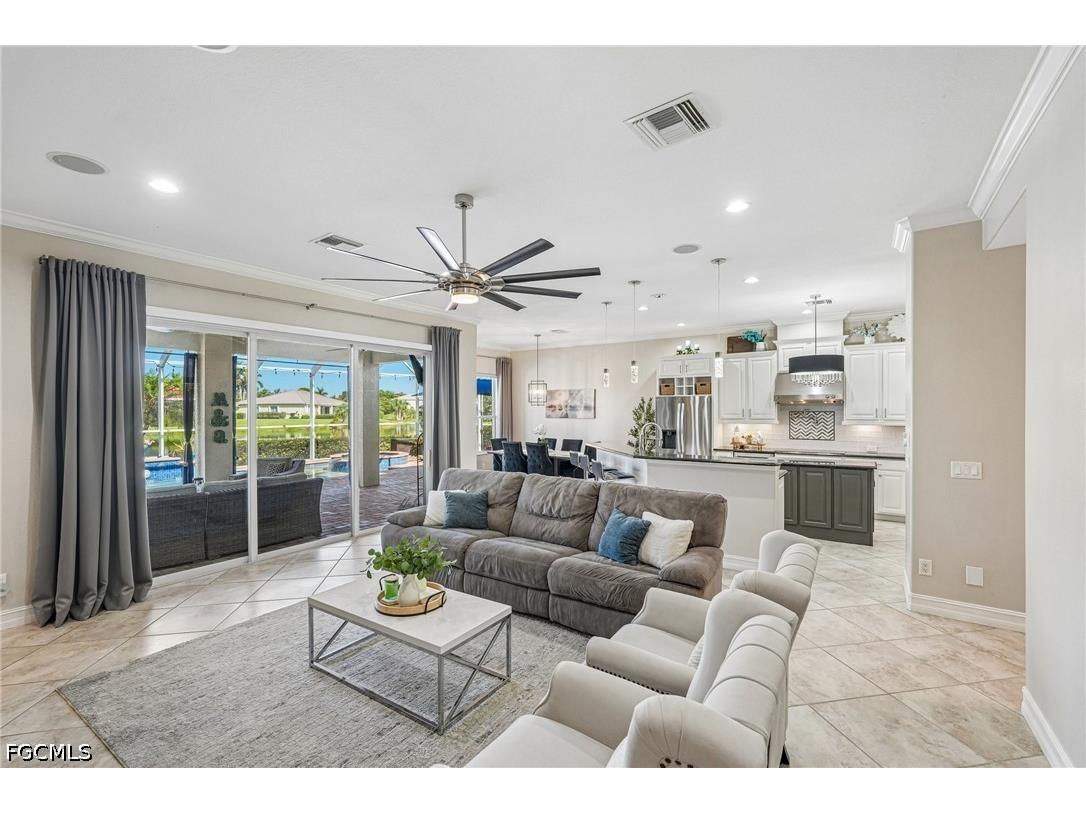 1814 Cayon Court Cape Coral FL 33991 2026022240 image6