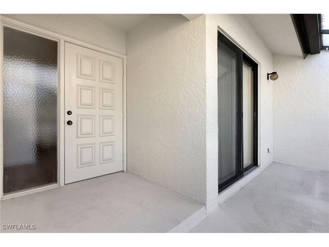 1814 Kings Lake Boulevard #201 Naples FL 34112 225081036 image4