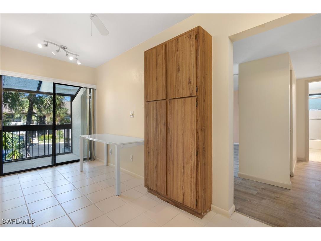 1814 Kings Lake Boulevard #201 Naples FL 34112 225081036 image5