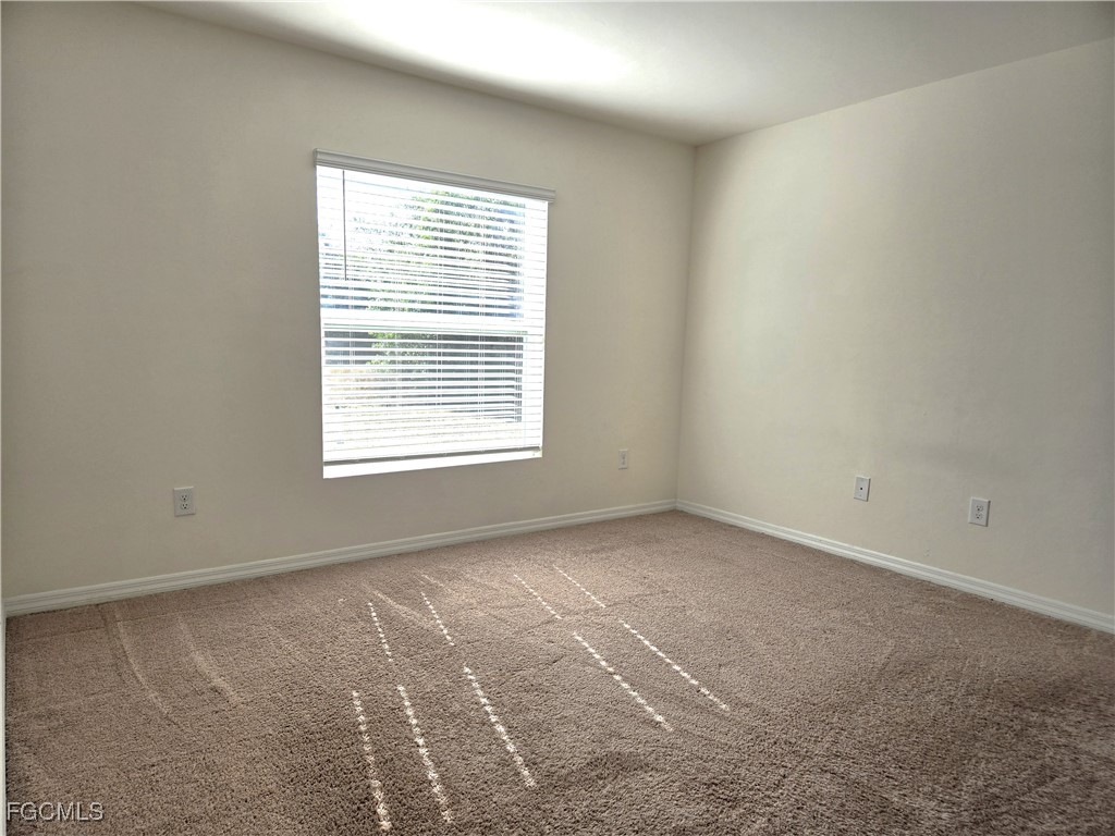 1814 NE 40th Lane Cape Coral FL 33909 2025026033 image13