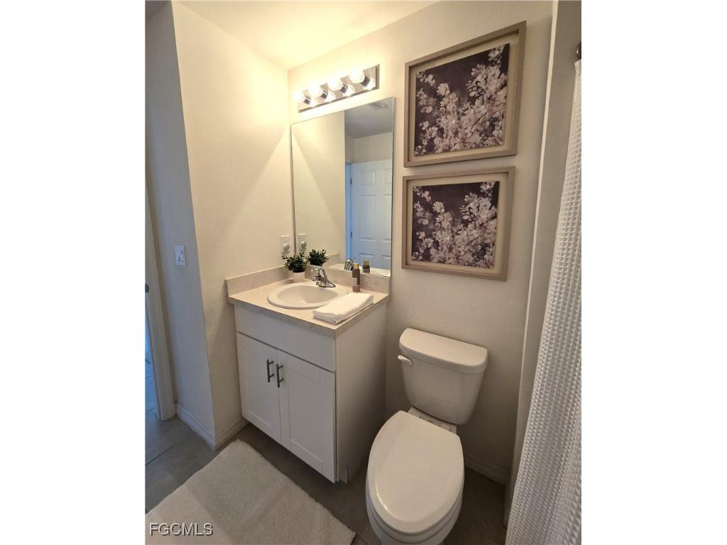 1814 NE 40th Lane Cape Coral FL 33909 2025026033 image16