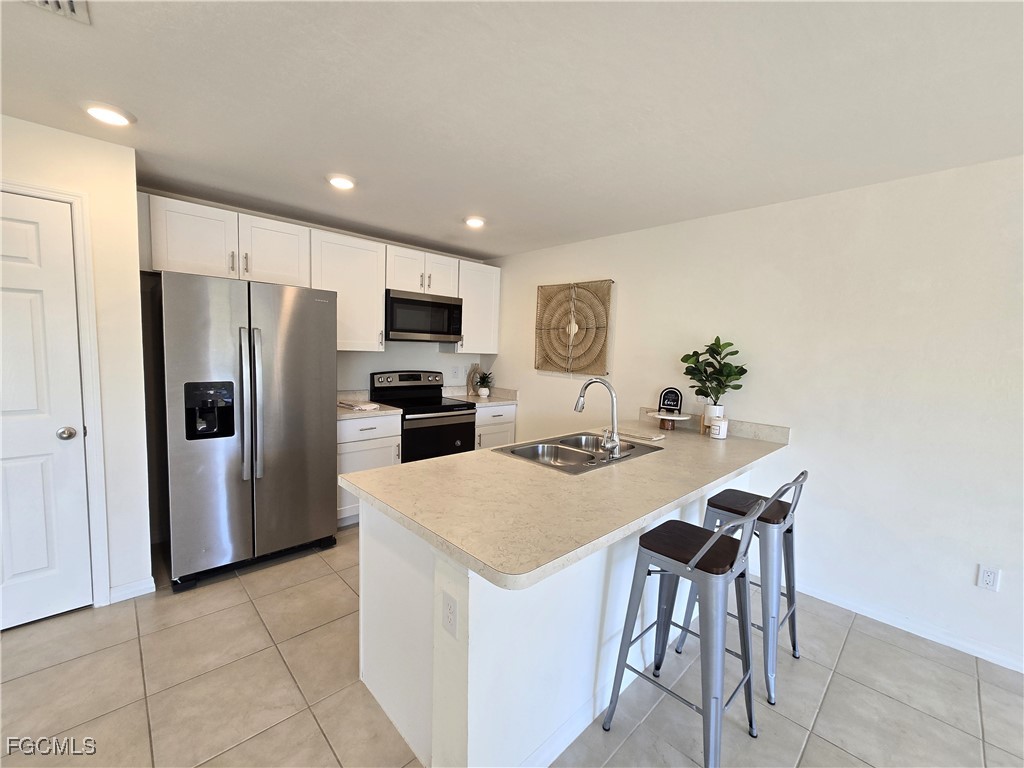 1814 NE 40th Lane Cape Coral FL 33909 2025026033 image3