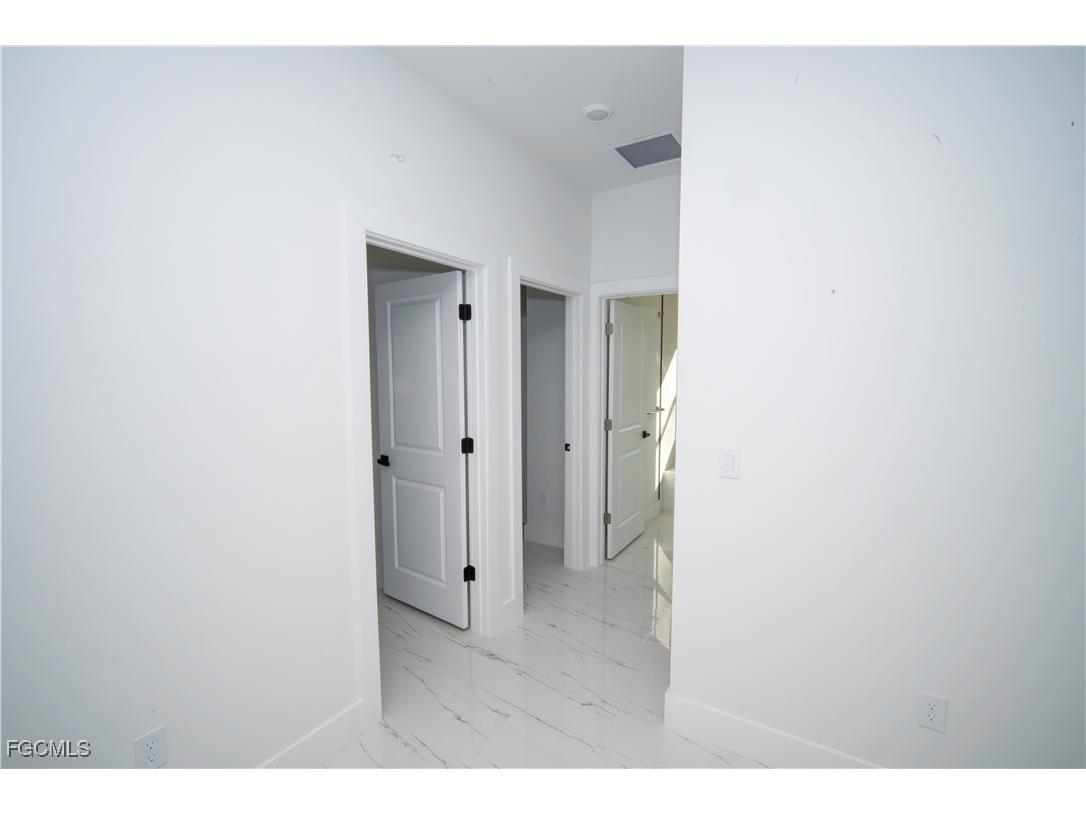 18141 E Wintergarden Avenue Port Charlotte FL 33948 2025017810 image16