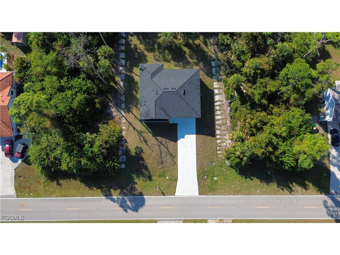 18141 E Wintergarden Avenue Port Charlotte FL 33948 2026002454 image14