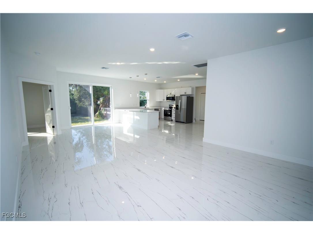 18141 E Wintergarden Avenue Port Charlotte FL 33948 2026002454 image21