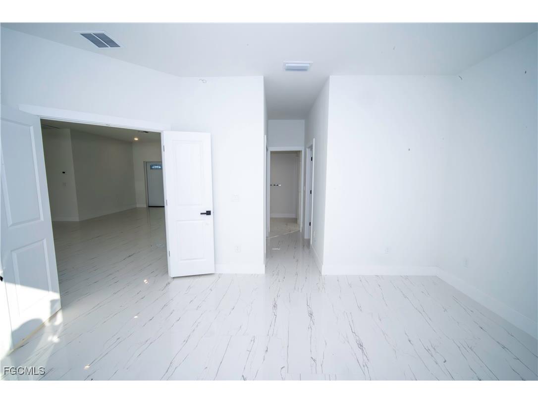18141 E Wintergarden Avenue Port Charlotte FL 33948 2026002454 image37