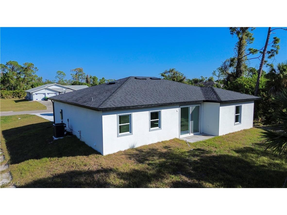 18141 E Wintergarden Avenue Port Charlotte FL 33948 2026004567 image10