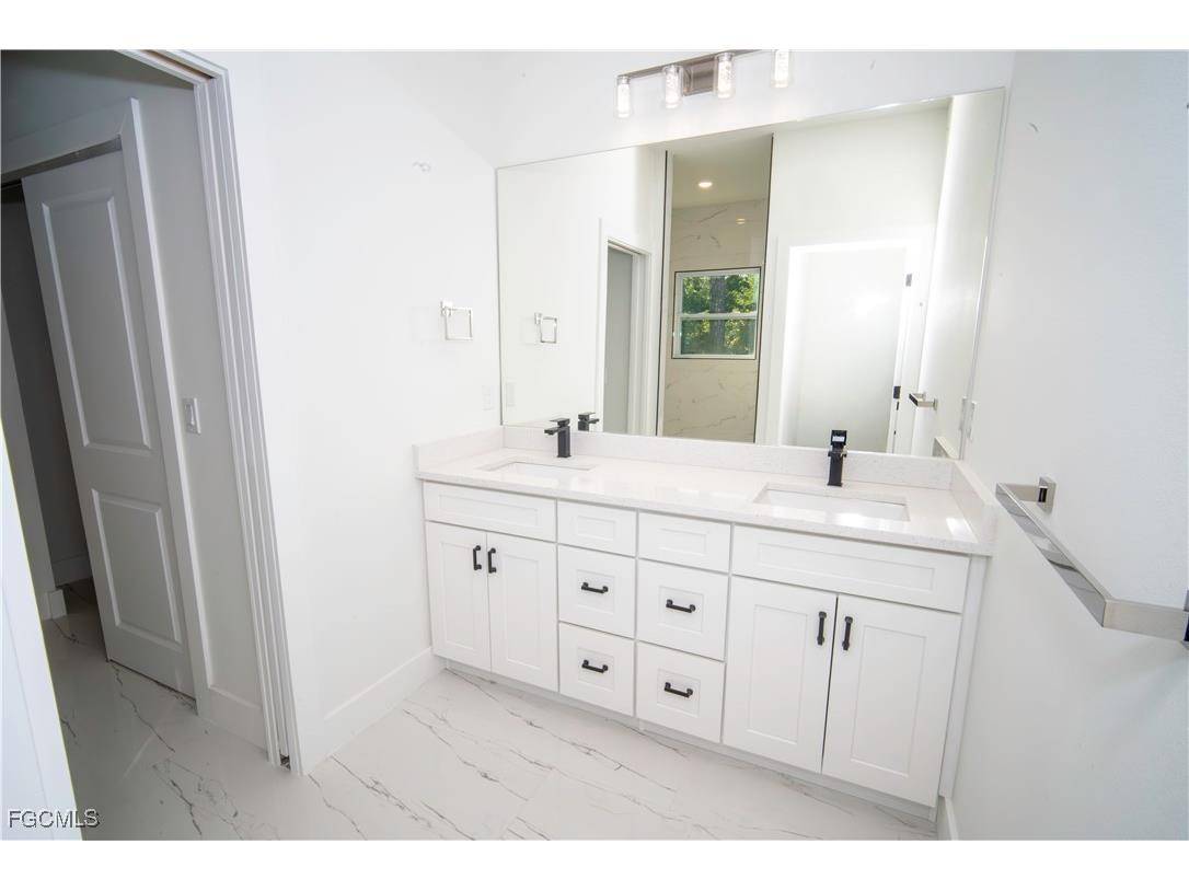 18141 E Wintergarden Avenue Port Charlotte FL 33948 2026004567 image34