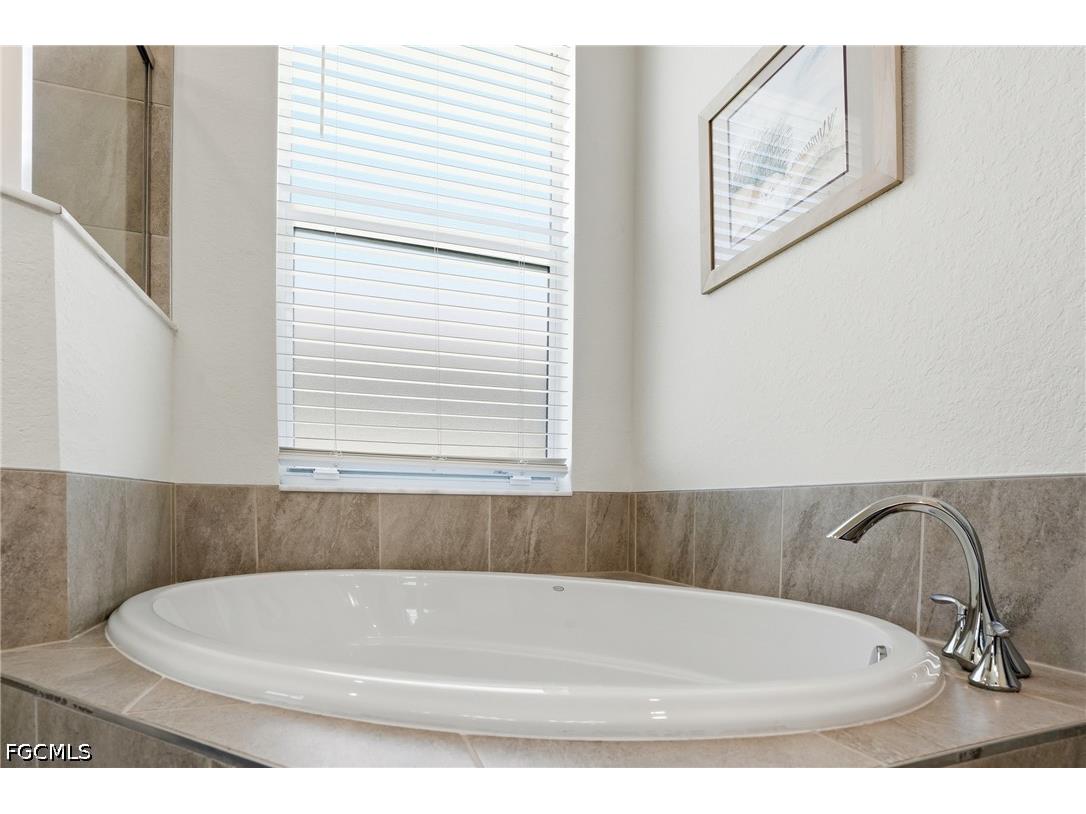 1815 Alameda Drive Naples FL 34120 2026019732 image17