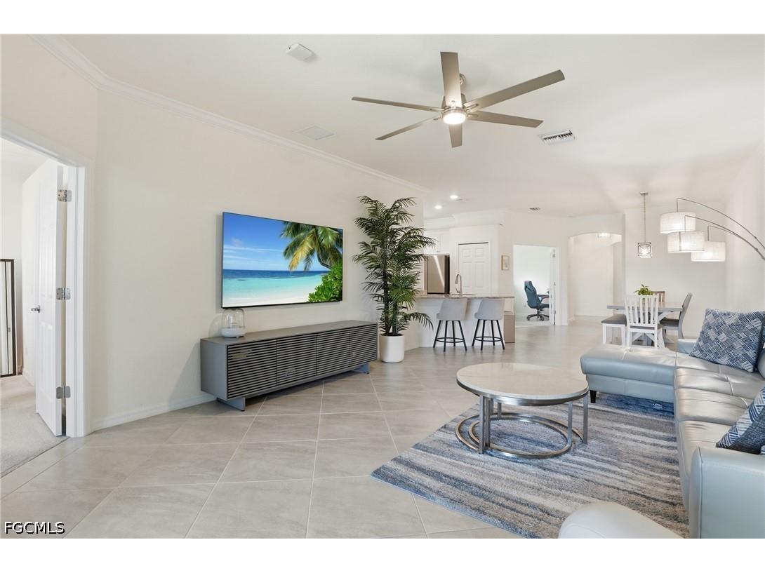 1815 Alameda Drive Naples FL 34120 2026019732 image3