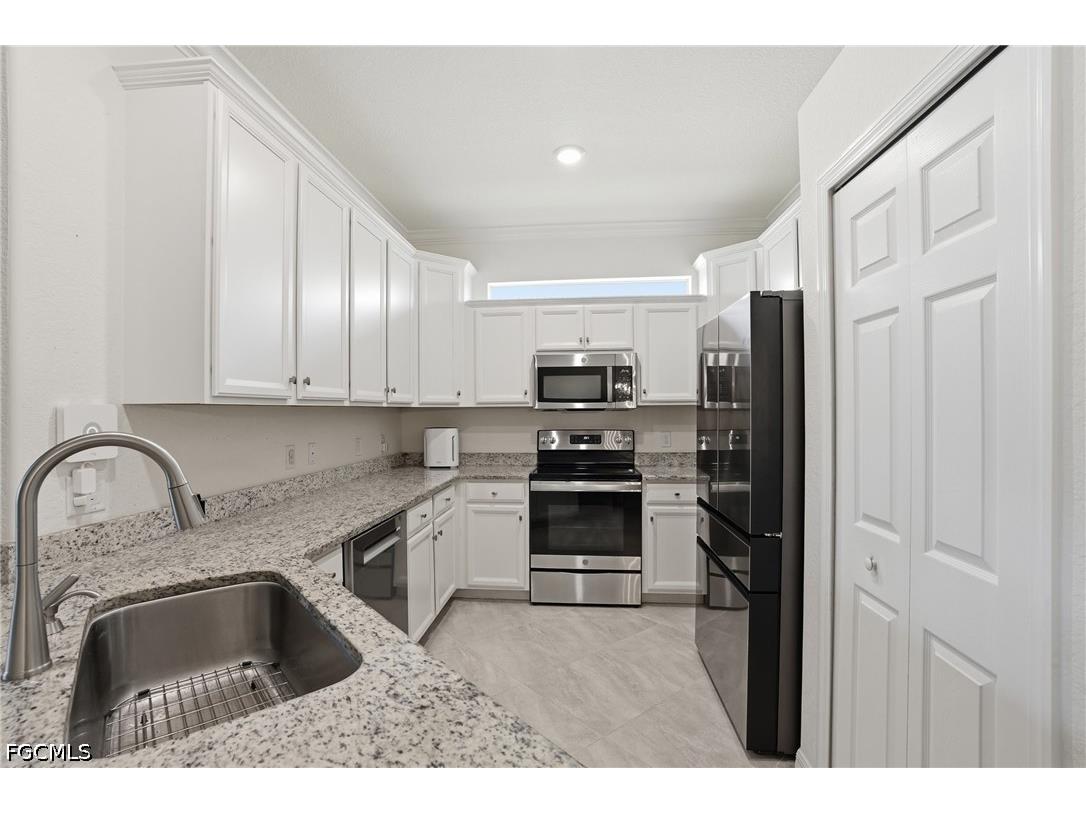 1815 Alameda Drive Naples FL 34120 2026019732 image8