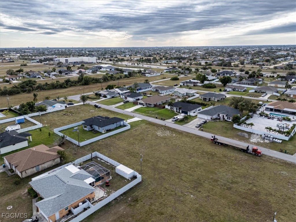 1815 NE 17th Place Cape Coral FL 33909 2025007666 image10