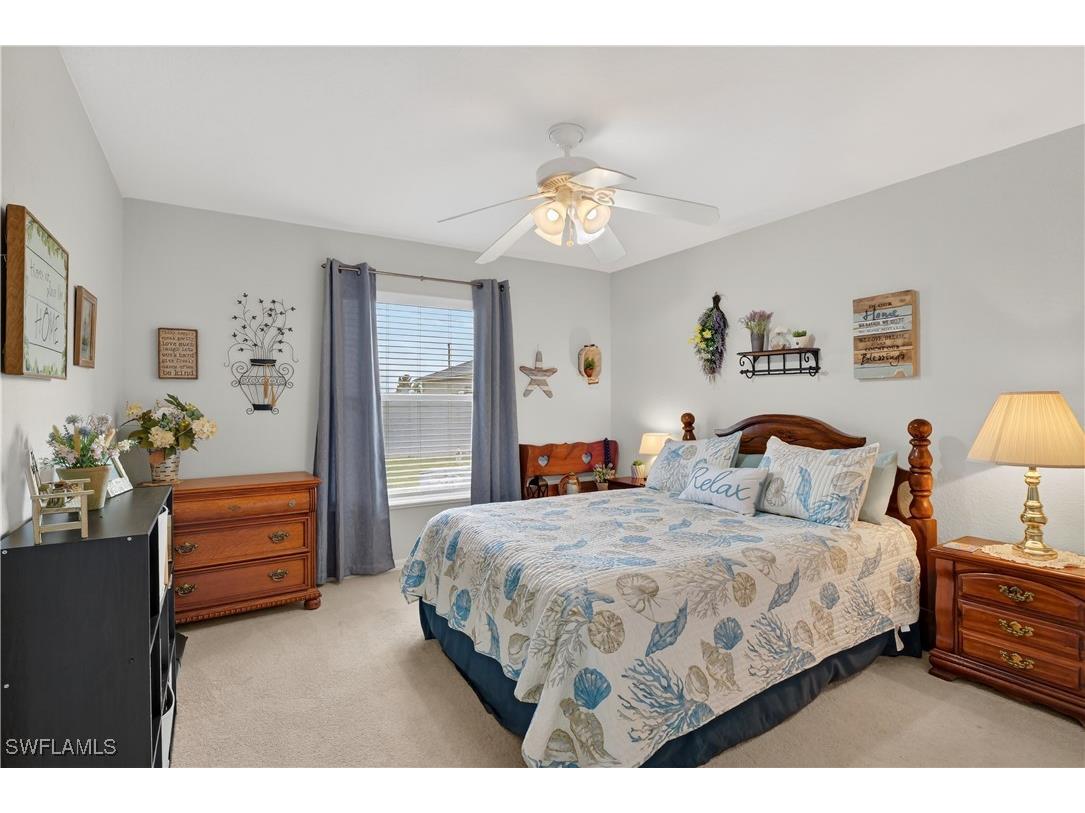 1815 NE 2nd Place Cape Coral FL 33909 225082874 image11