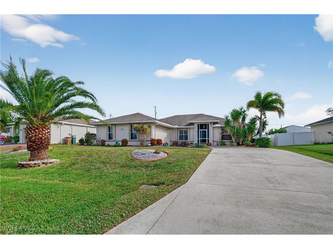 1815 NE 2nd Place Cape Coral FL 33909 225082874 image2