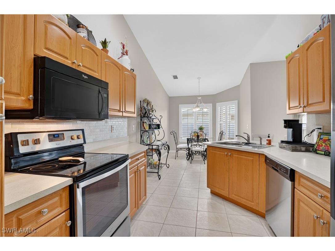 1815 NE 2nd Place Cape Coral FL 33909 225082874 image28