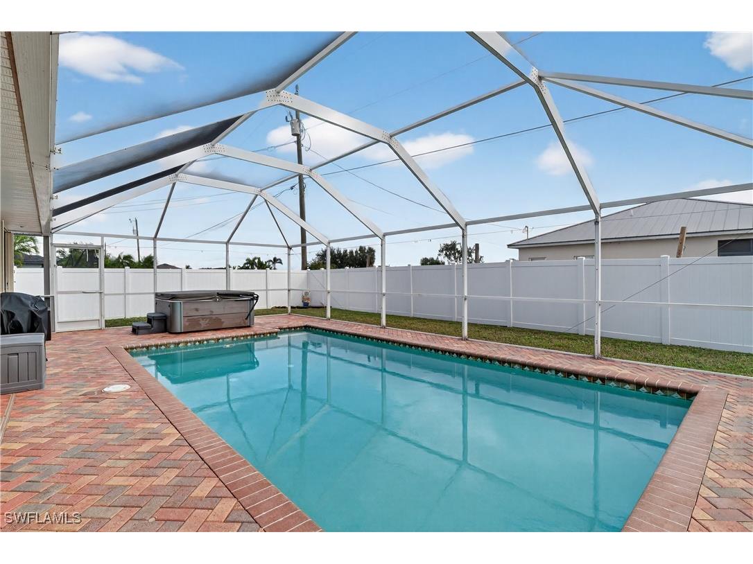 1815 NE 2nd Place Cape Coral FL 33909 225082874 image30