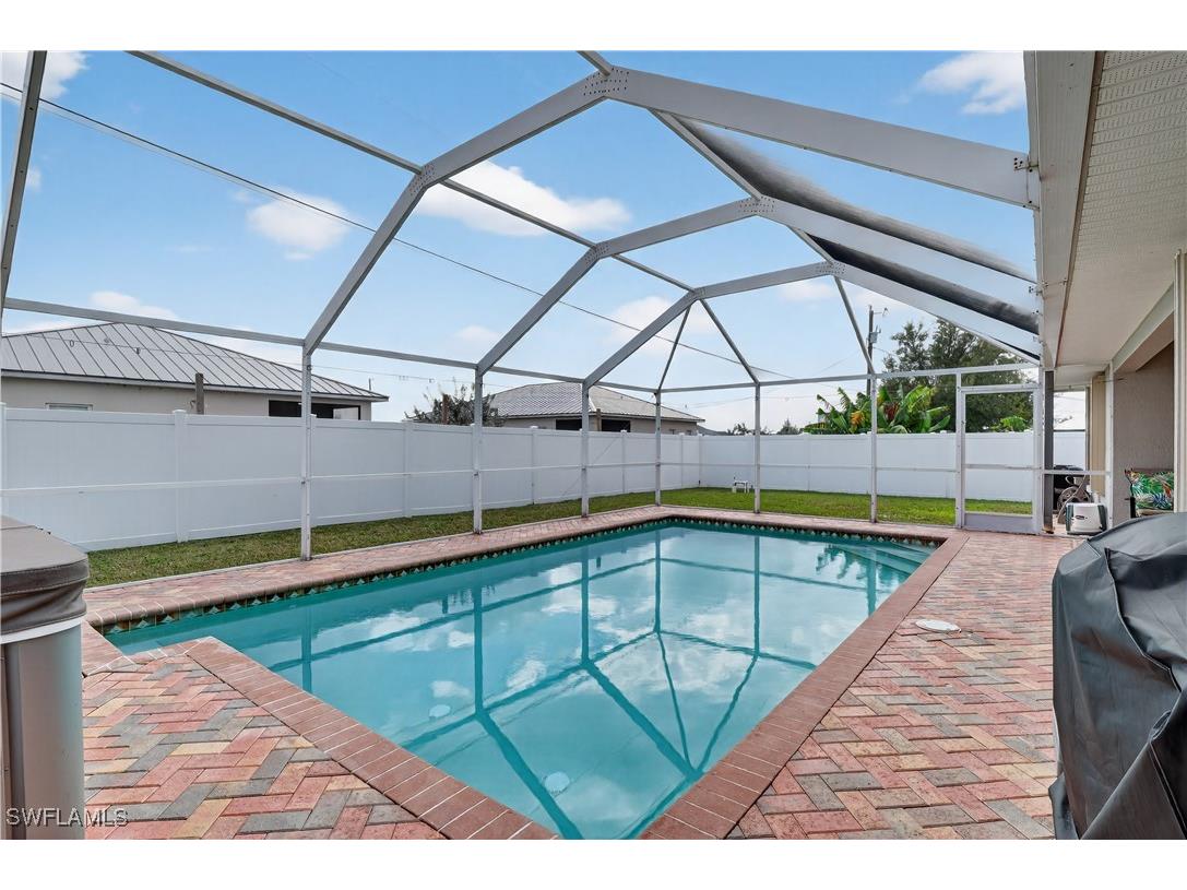 1815 NE 2nd Place Cape Coral FL 33909 225082874 image36