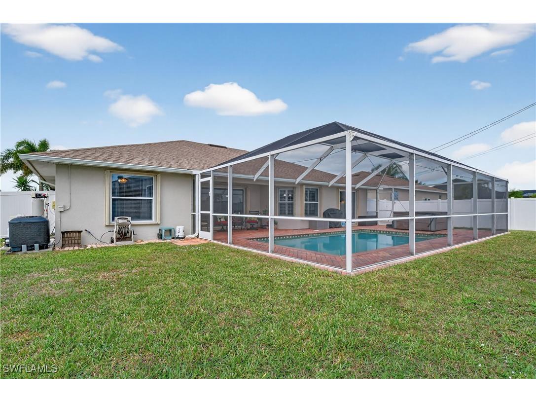 1815 NE 2nd Place Cape Coral FL 33909 225082874 image39