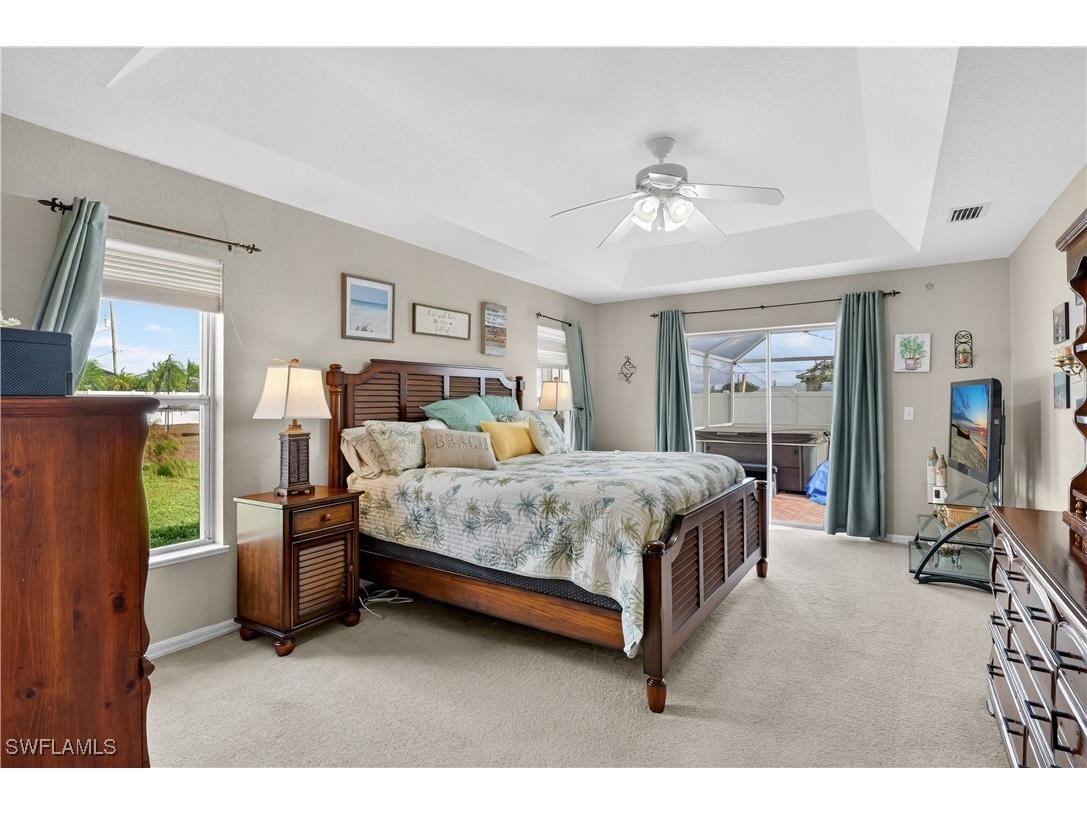 1815 NE 2nd Place Cape Coral FL 33909 225082874 image4