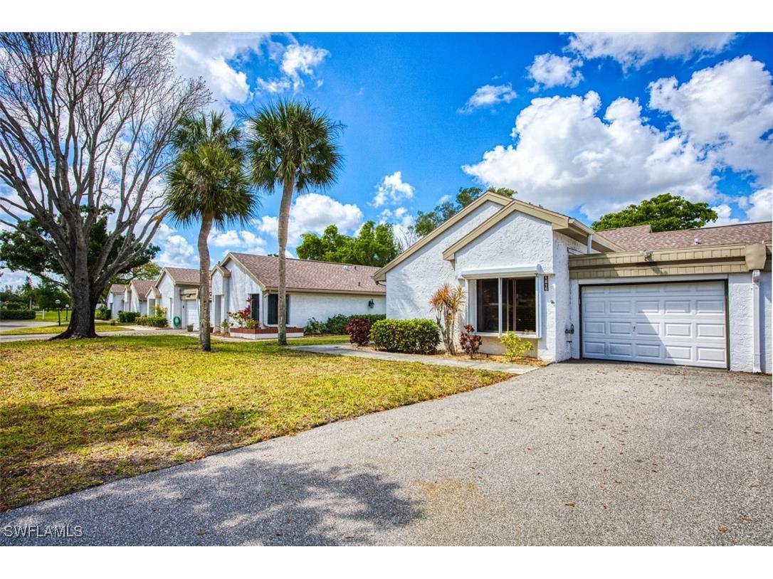 1815 Pine Glade Circle Fort Myers FL 33907 225041536 image1