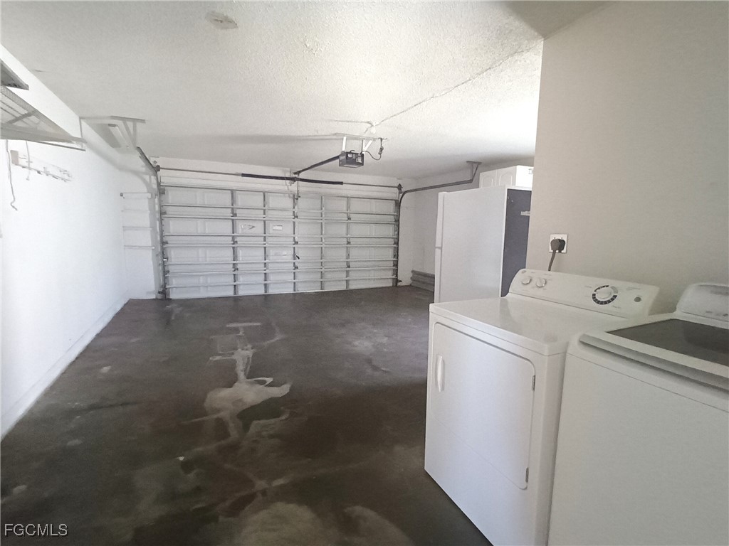 1815 SE 11th Avenue Cape Coral FL 33990 2025012460 image14