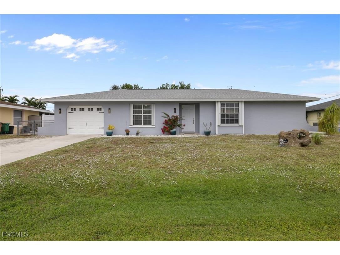 1815 SE 8th Terrace Cape Coral FL 33990 2025024403 image2