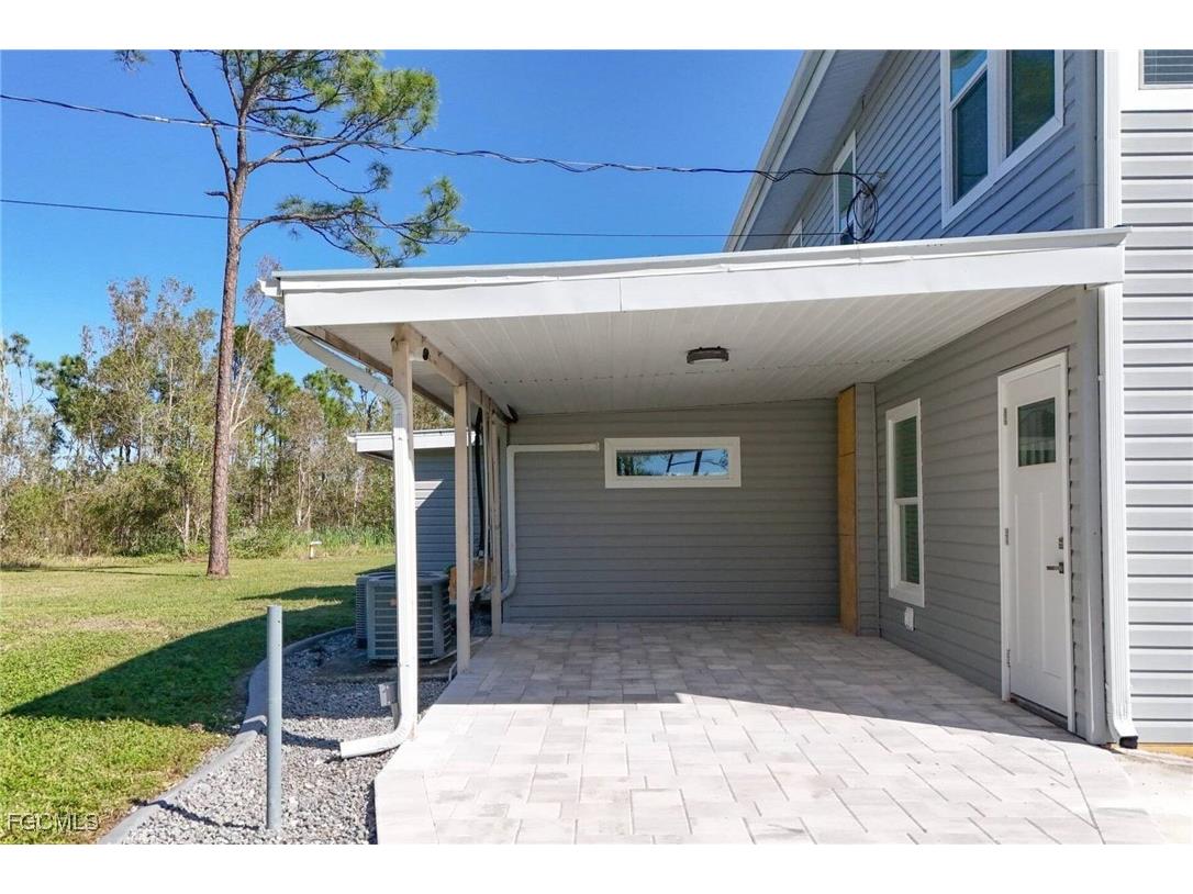 18150 Morning Star Lane W Cape Coral FL 33993 2025011108 image5