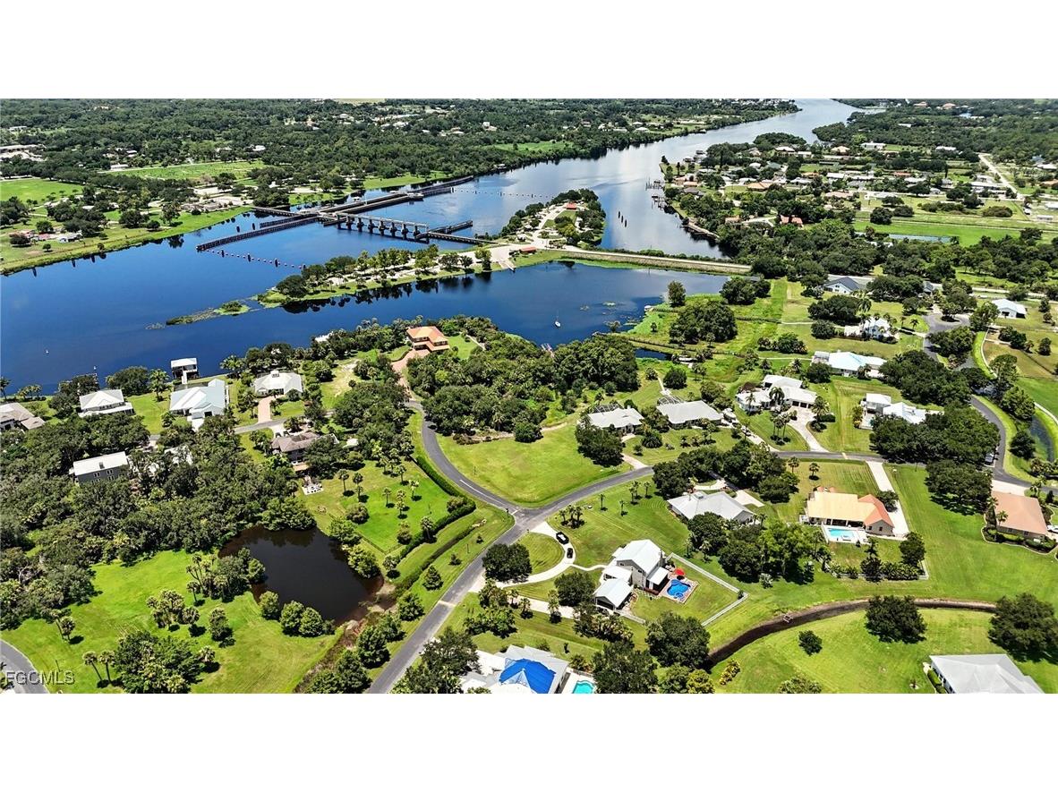 18151 Riverchase Court Alva FL 33920 2025003657 image8