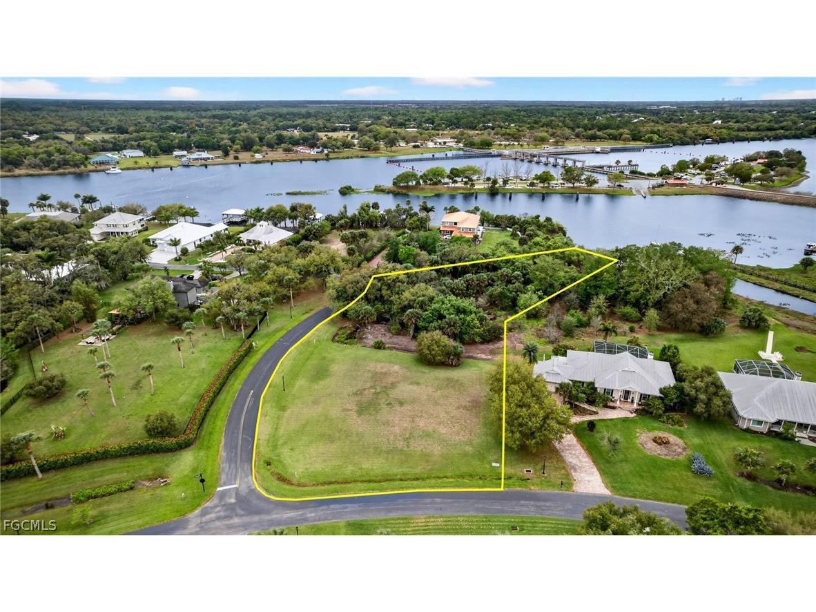 18151 Riverchase Court Alva FL 33920 2026013275 image1