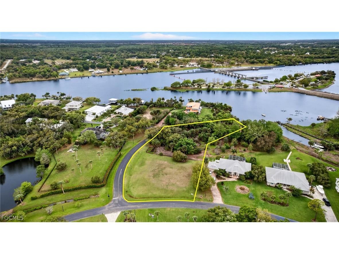 18151 Riverchase Court Alva FL 33920 2026013275 image7